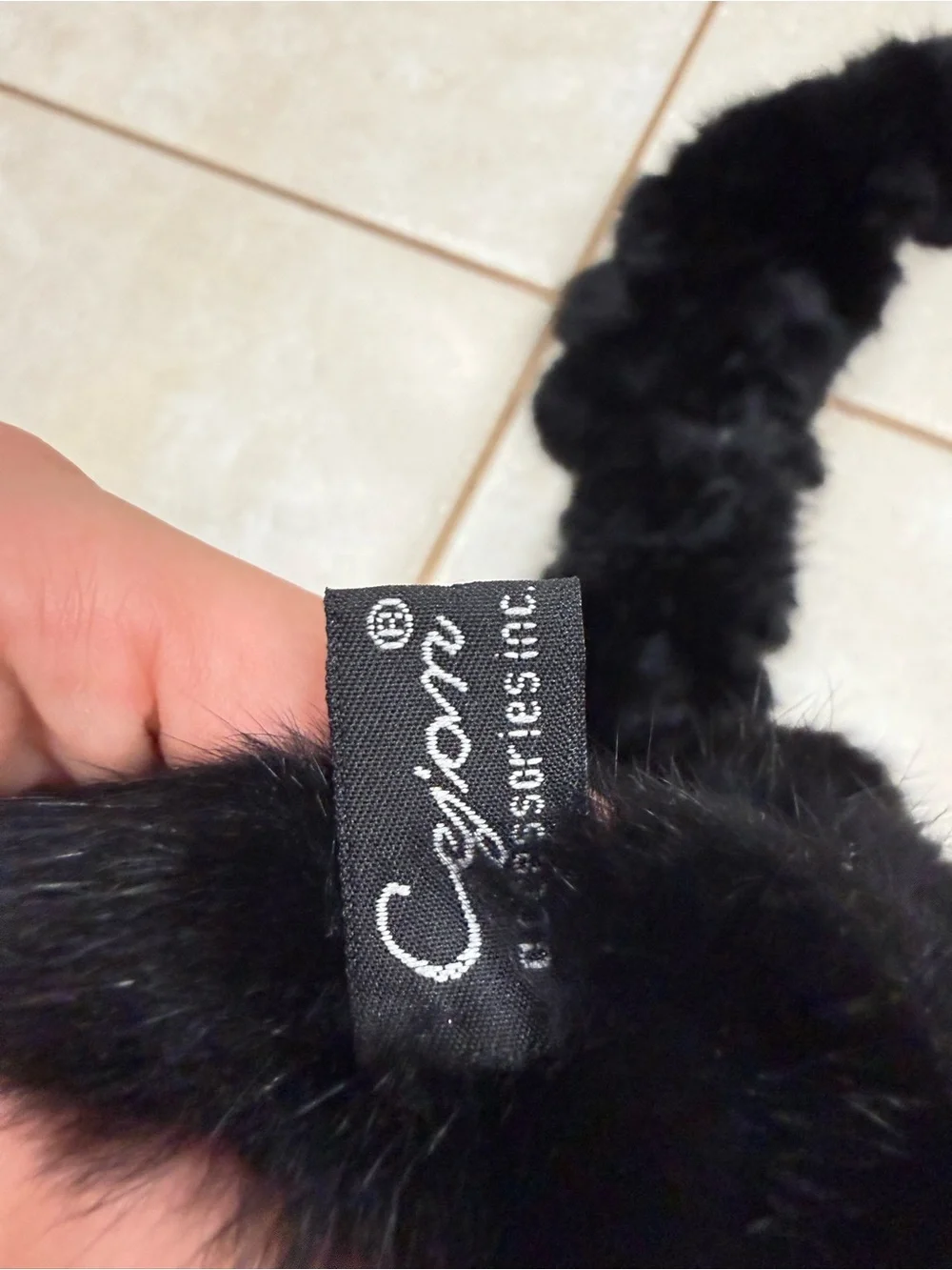 Black Genuine Rabbit Fur Scarf - Women's Fashion Accessory